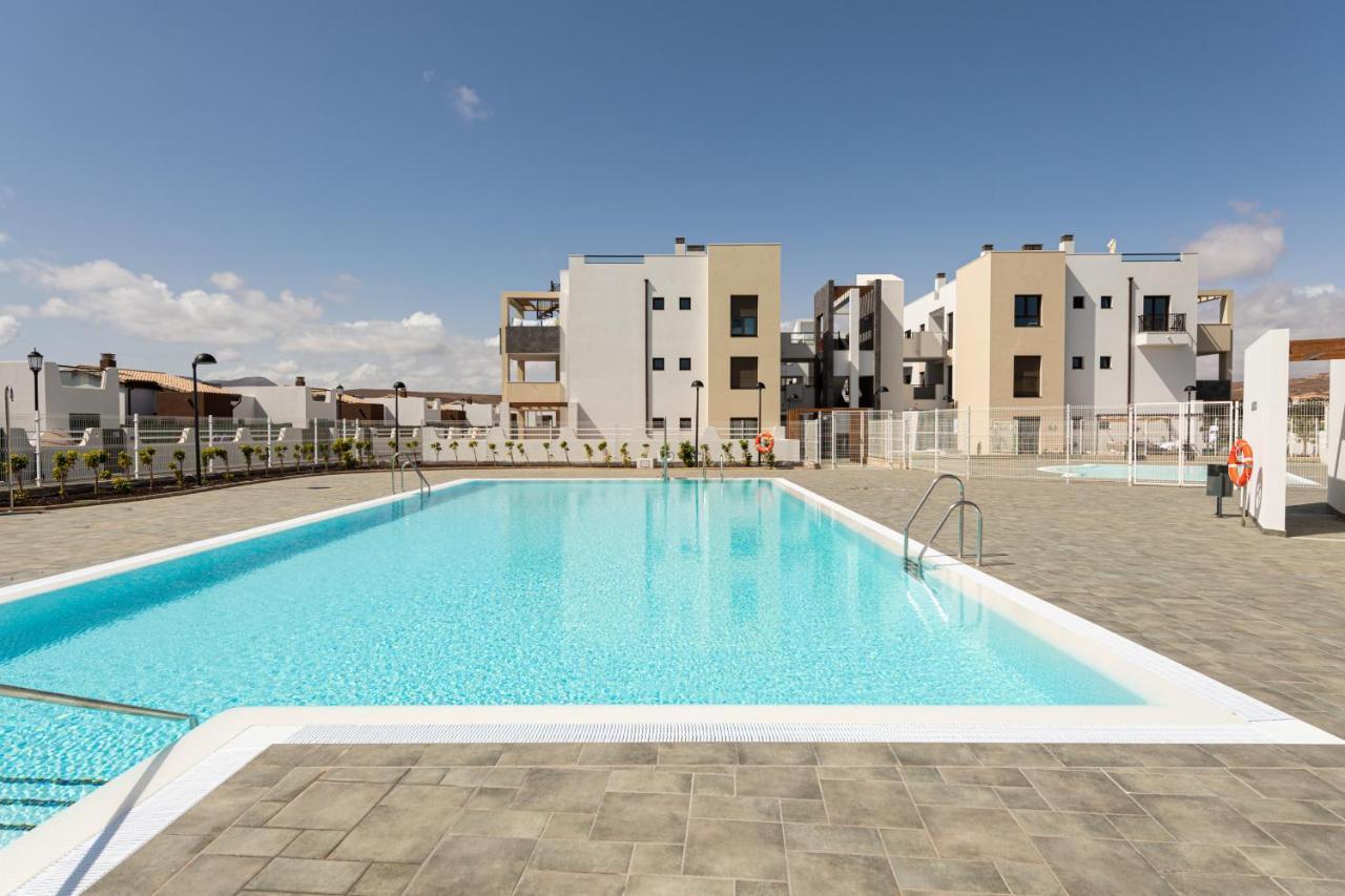 Homeforguest Apartamento En Residencia De Lujo Con Terraza Y Piscina La Guirra Kültér fotó