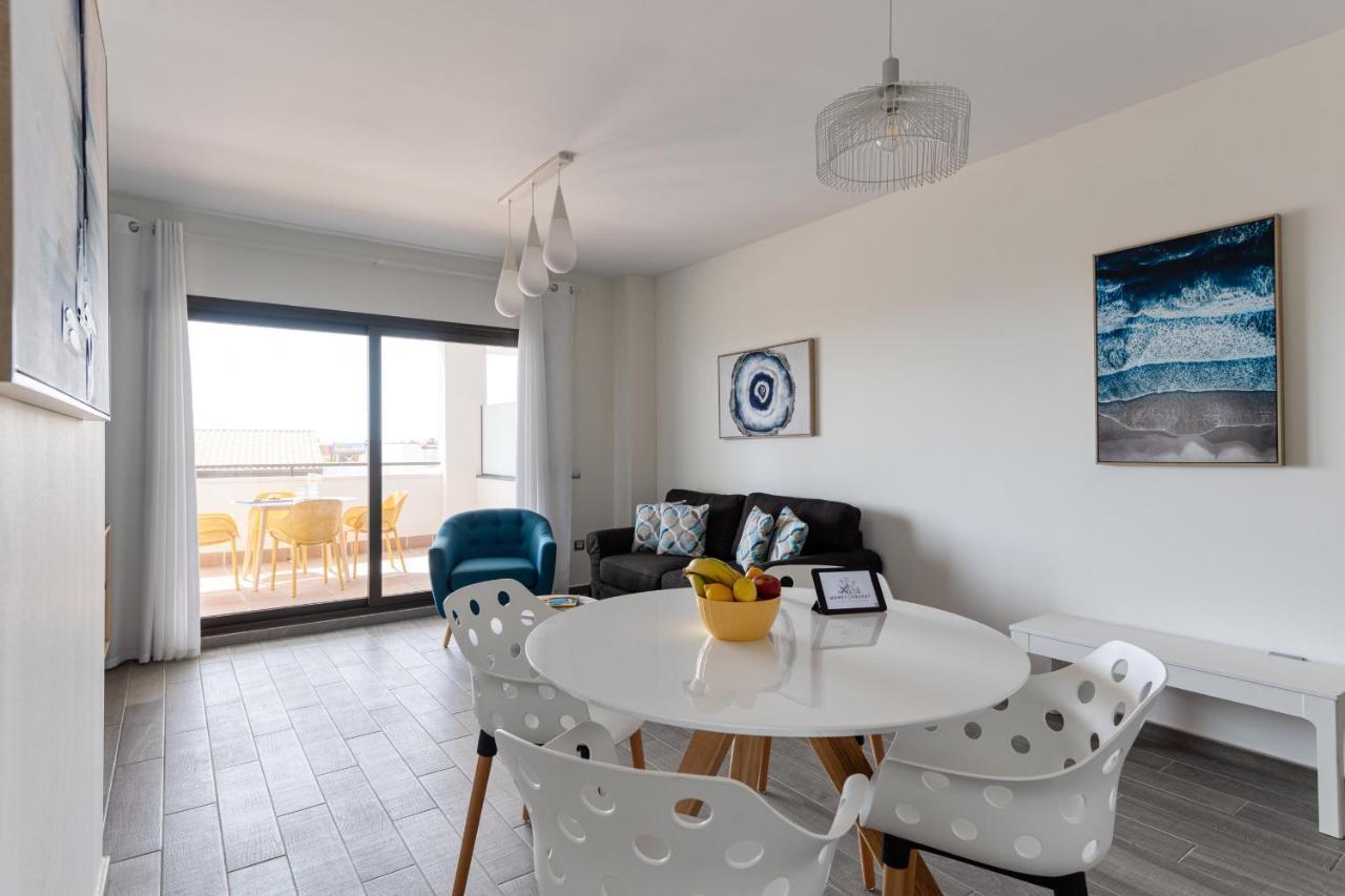Homeforguest Apartamento En Residencia De Lujo Con Terraza Y Piscina La Guirra Kültér fotó