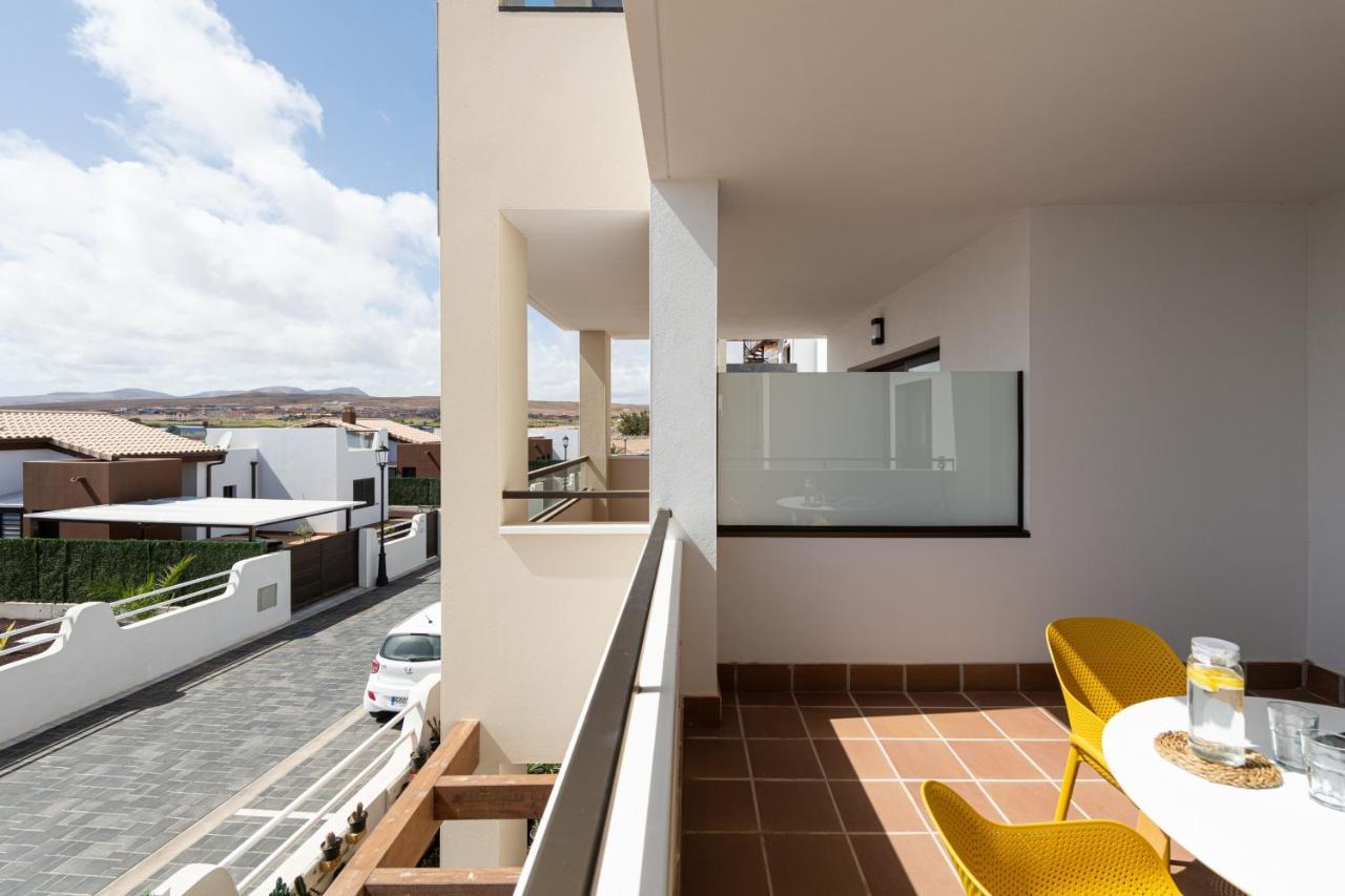 Homeforguest Apartamento En Residencia De Lujo Con Terraza Y Piscina La Guirra Kültér fotó