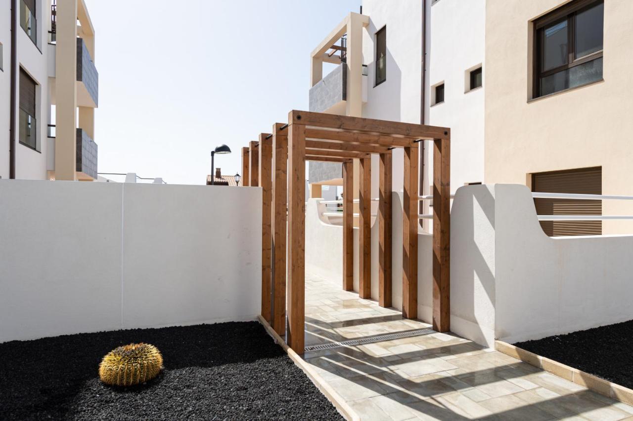 Homeforguest Apartamento En Residencia De Lujo Con Terraza Y Piscina La Guirra Kültér fotó